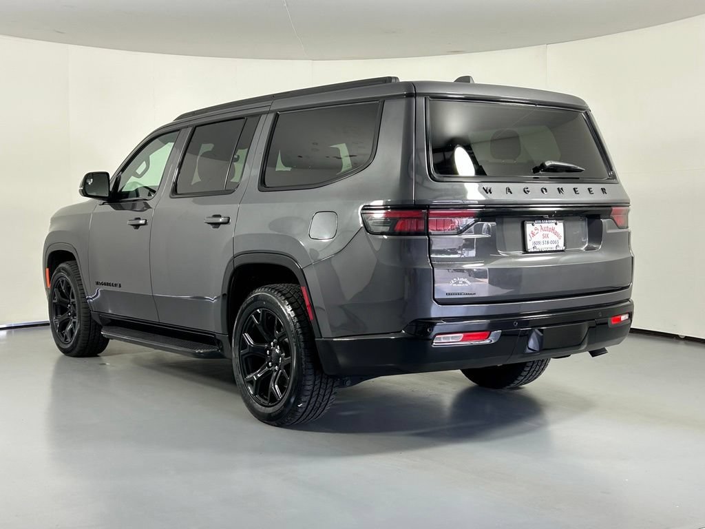 Used 2023 Jeep Wagoneer Series II AWD/4WD image 5