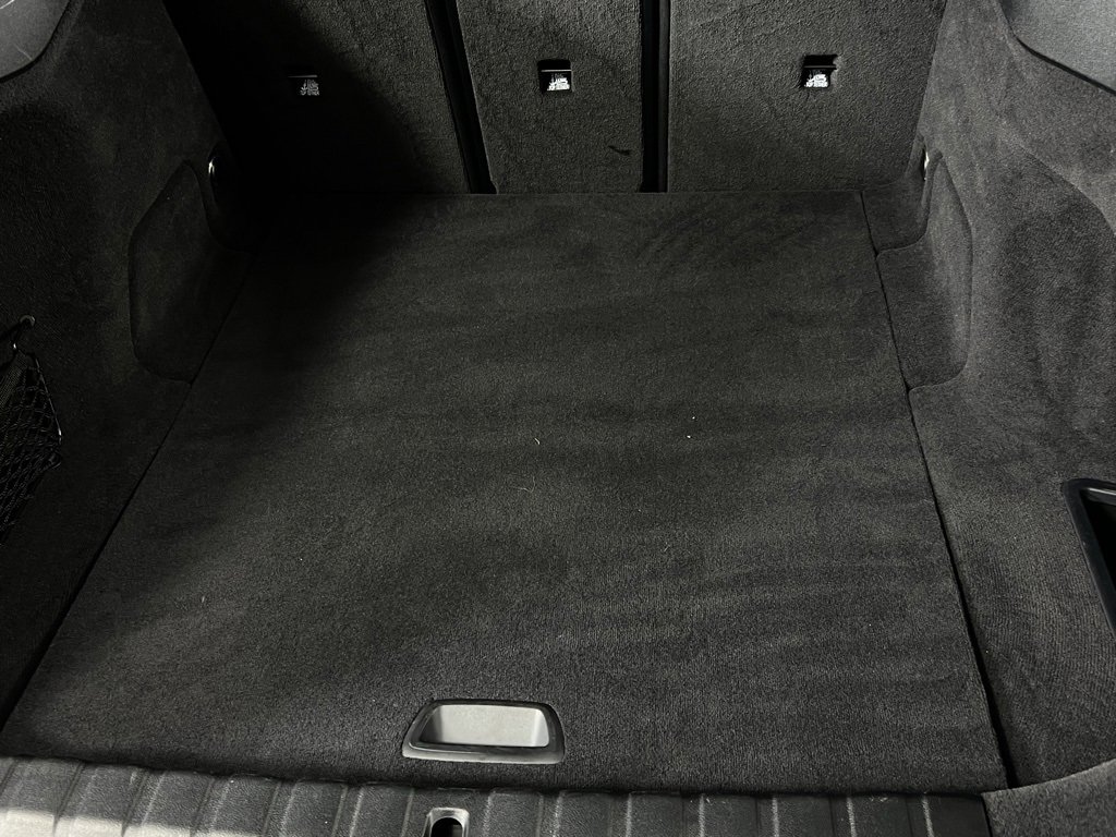 Used 2023 BMW i4 eDrive35 image 32