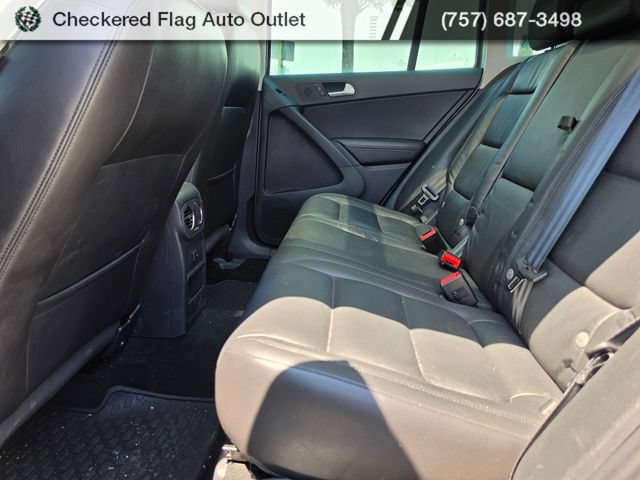 Used 2017 Volkswagen Tiguan Sport AWD/4WD image 21
