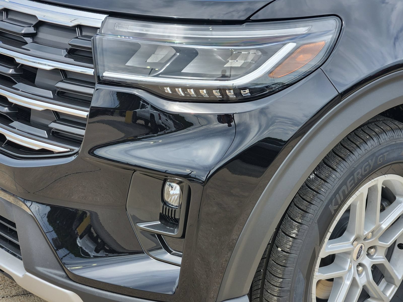 New 2026 Ford Explorer Active w/ Active Comfort Package RWD image 10