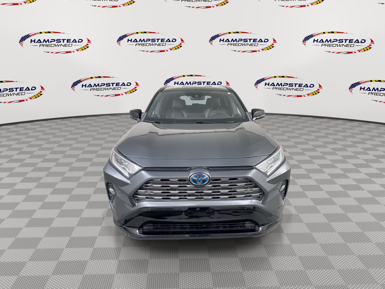 Used 2020 Toyota RAV4 XSE AWD/4WD image 3