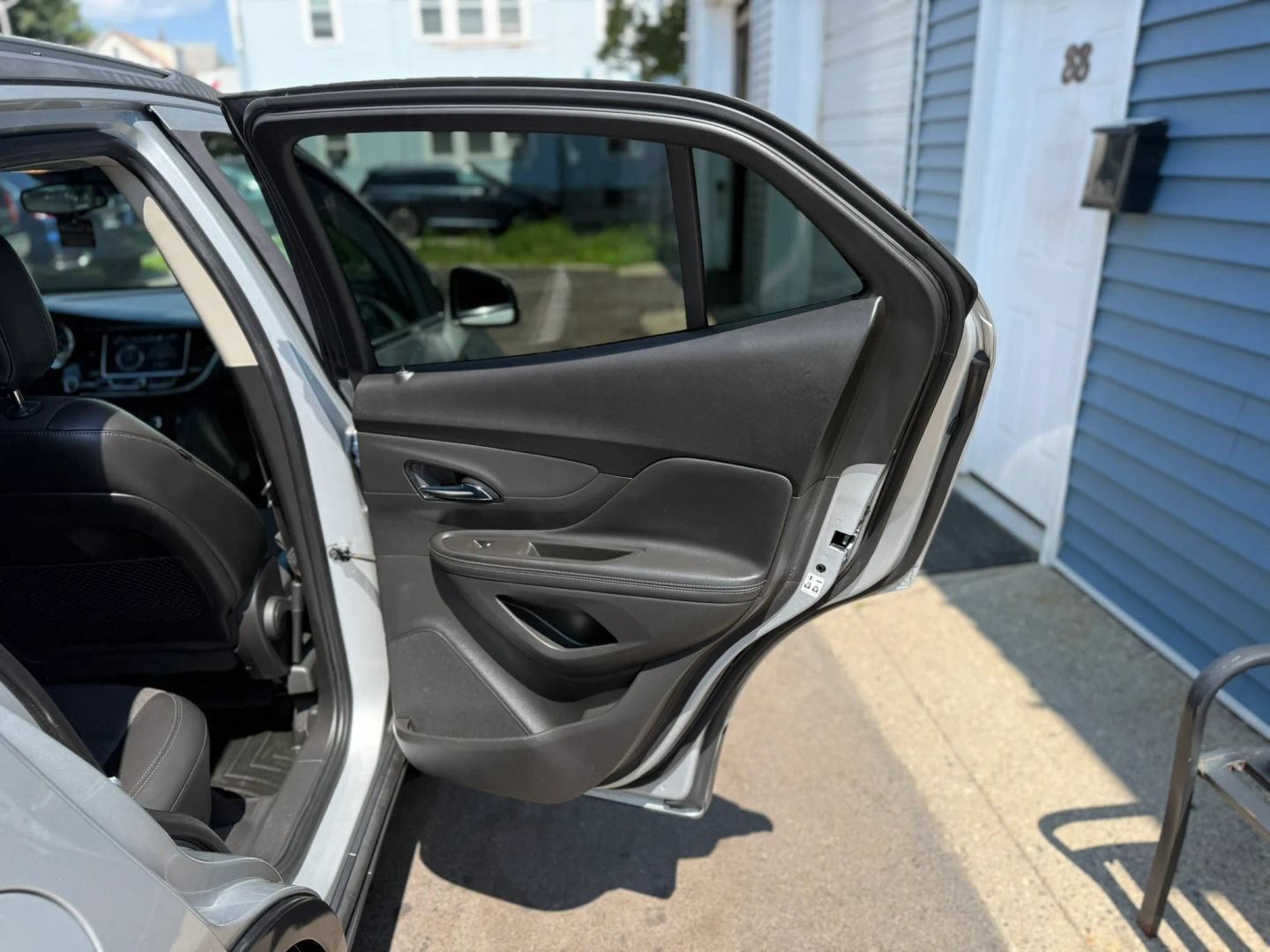 Used 2019 Buick Encore Preferred AWD/4WD image 35