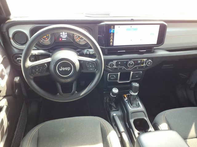 Used 2024 Jeep Wrangler Unlimited Sport AWD/4WD image 16