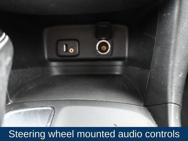 Used 2018 Chevrolet Equinox LT FWD image 18