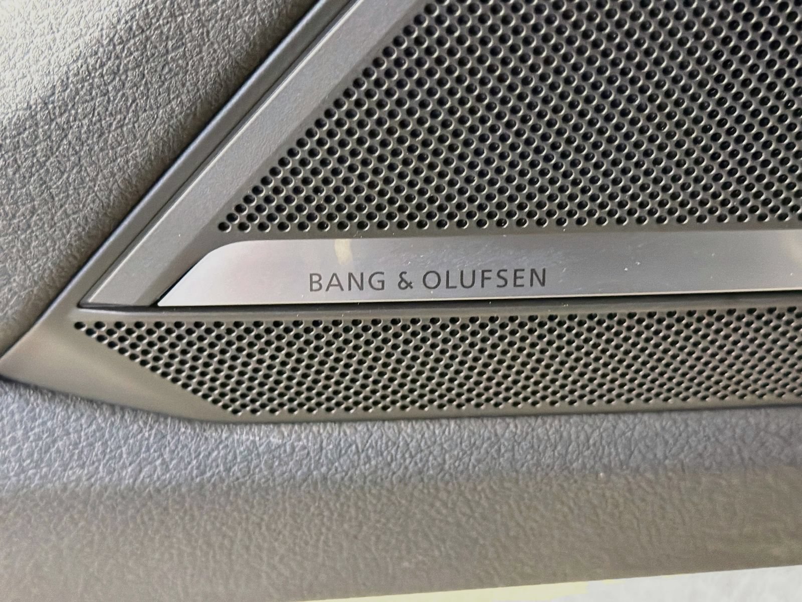 Certified 2025 Audi A6 Premium Plus w/ Premium Plus Package AWD/4WD image 19
