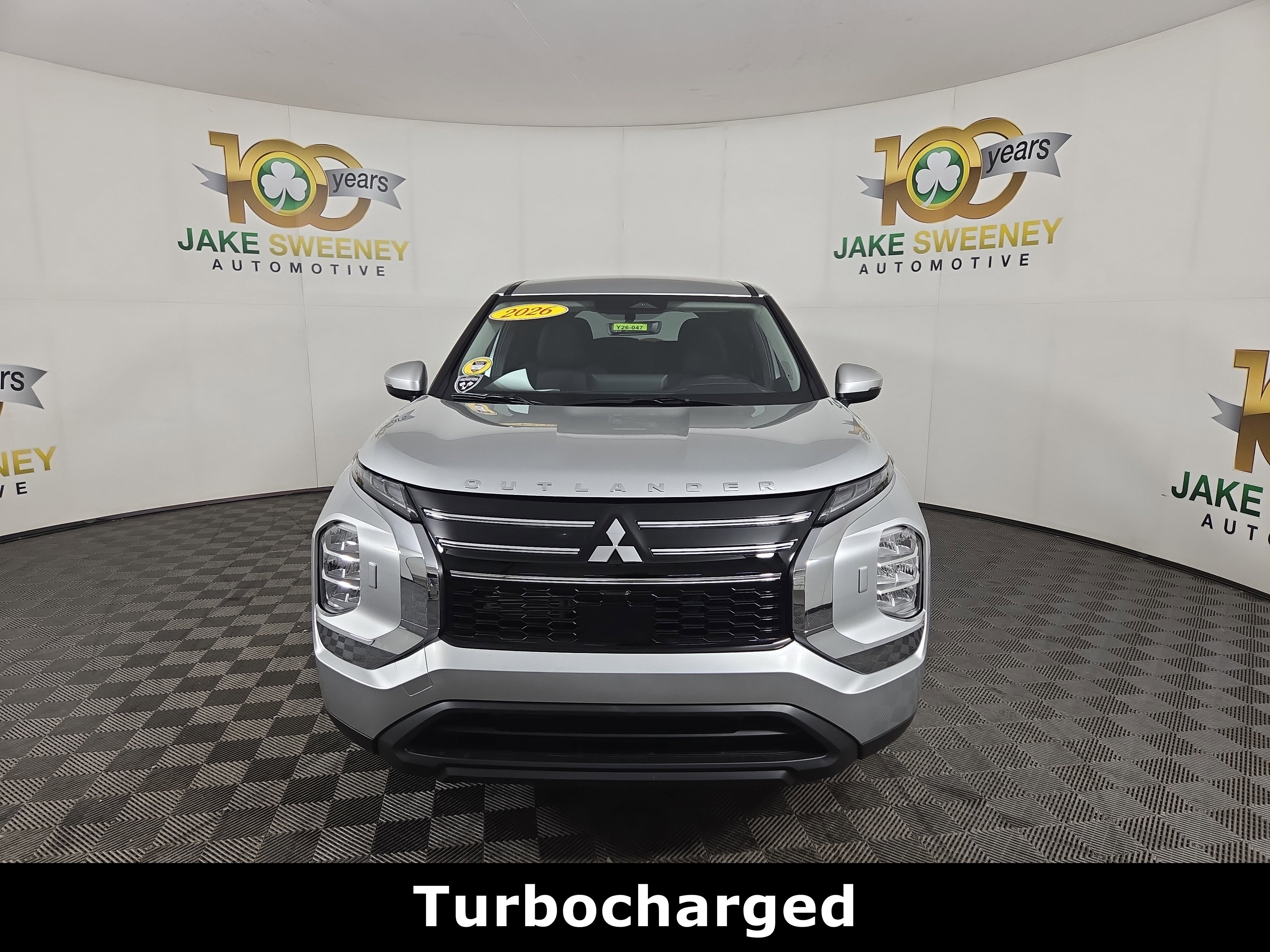 New 2026 Mitsubishi Outlander ES image 2