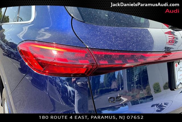Used 2025 Audi Q5 Premium w/ Convenience Package AWD/4WD image 22