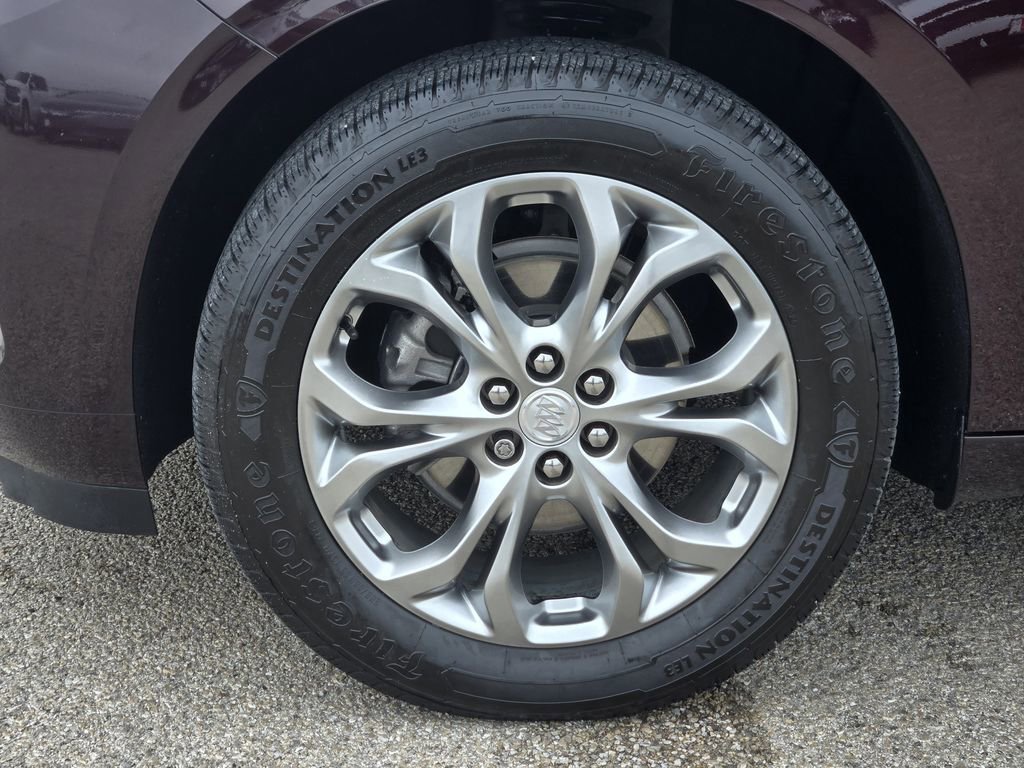 Used 2021 Buick Enclave Avenir w/ Avenir Technology Package FWD image 10