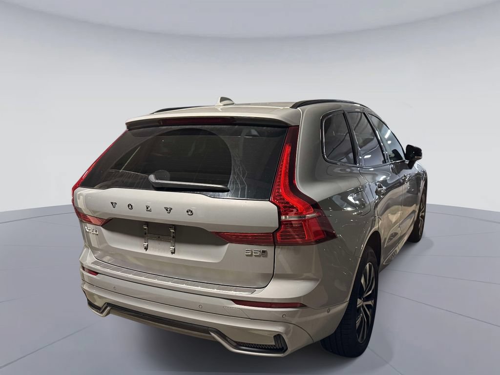 Used 2024 Volvo XC60 B5 Plus w/ Climate Package AWD/4WD image 7