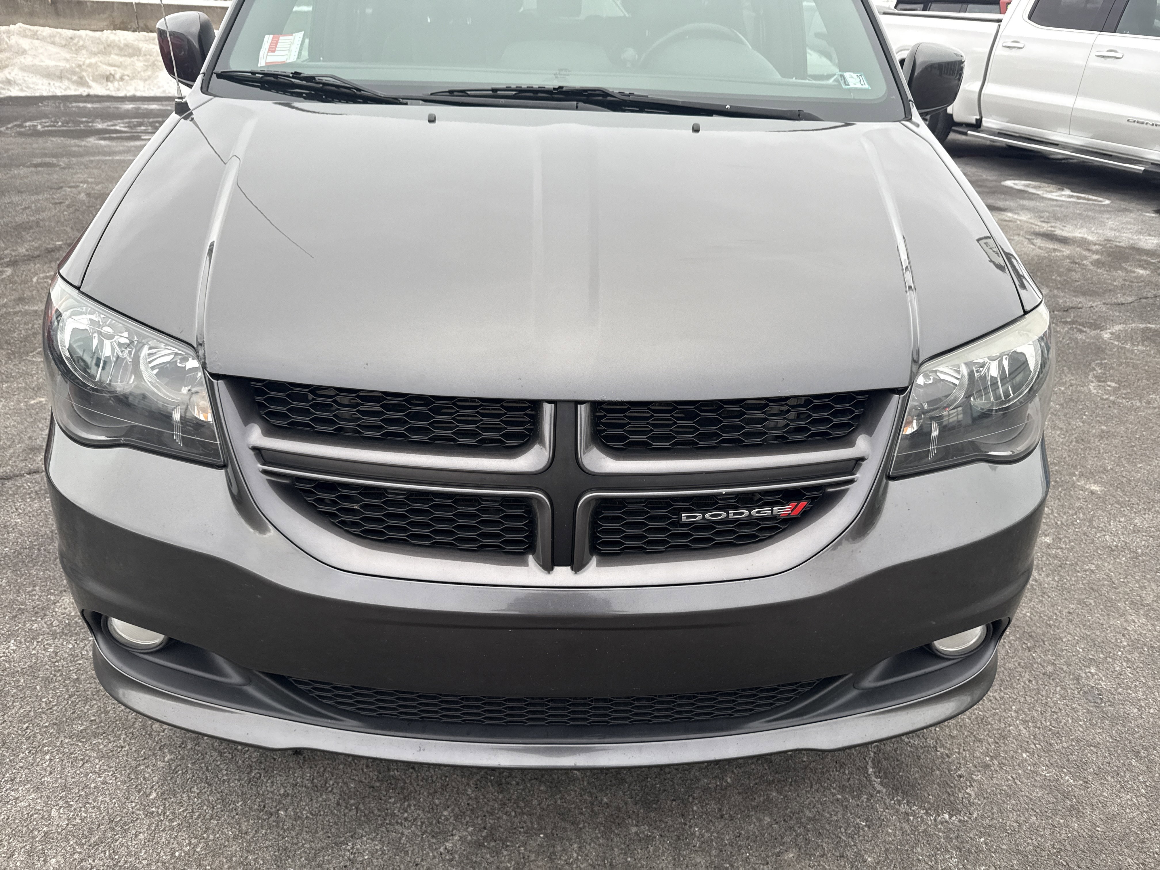Used 2017 Dodge Grand Caravan GT image 8