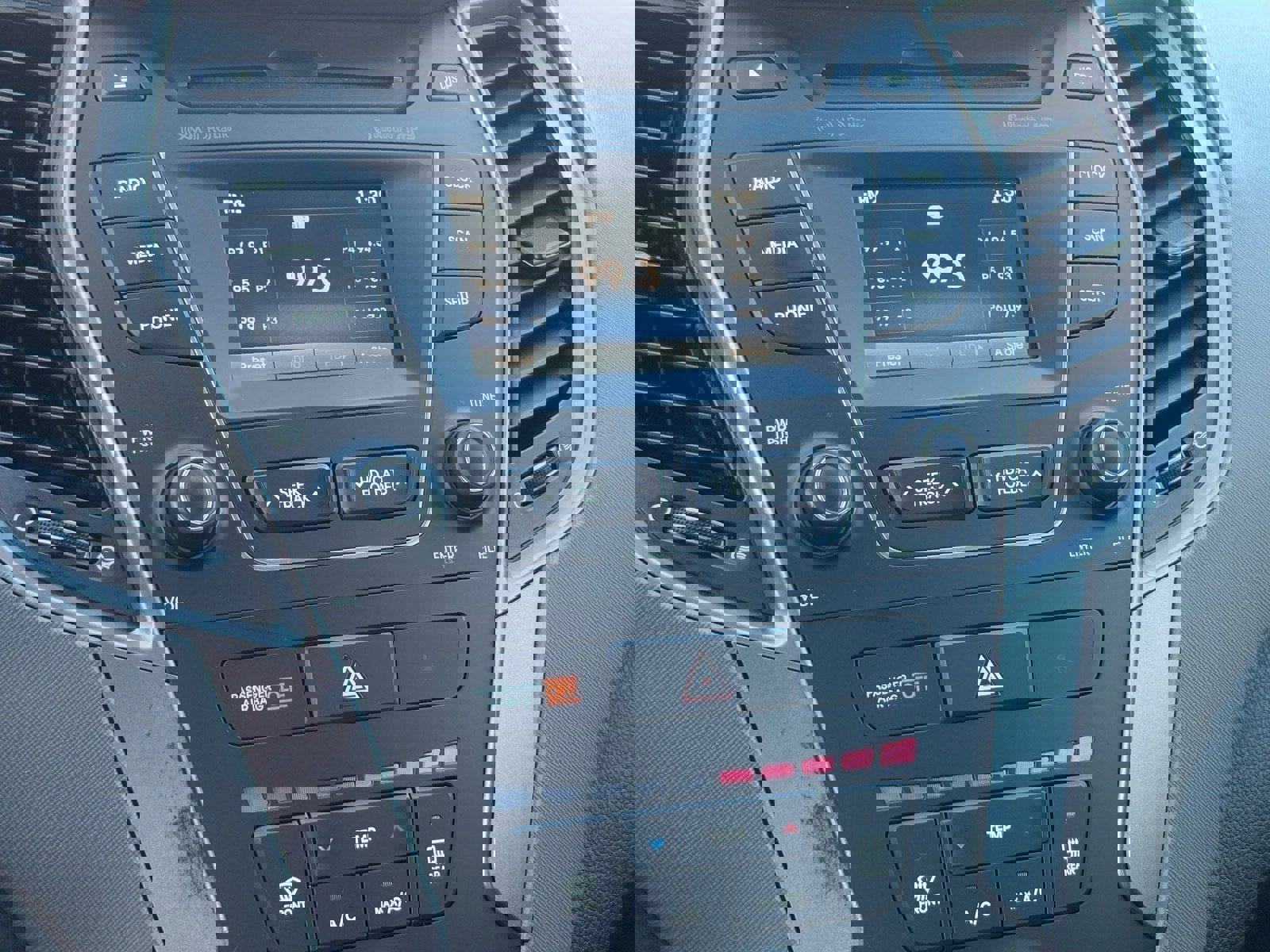 Used 2015 Hyundai Santa Fe Sport w/ Option Group 02 image 22