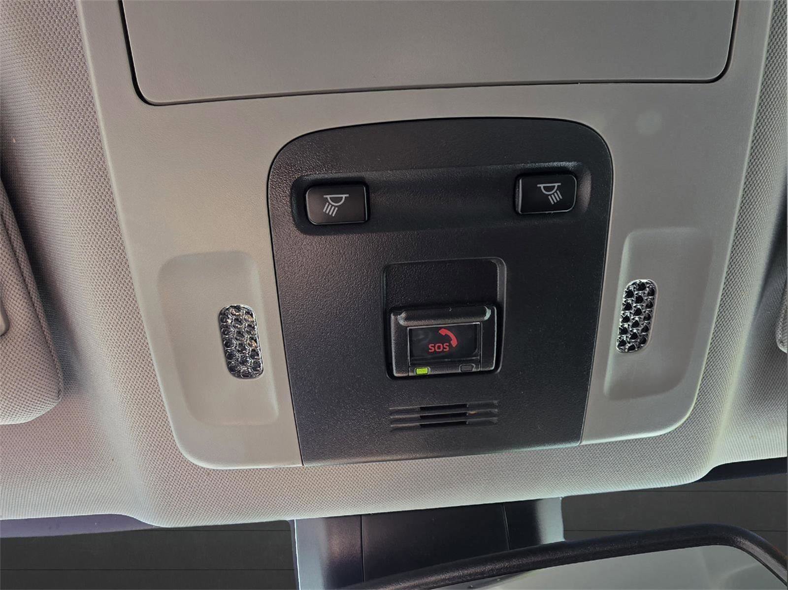 Used 2022 Toyota Camry SE image 25