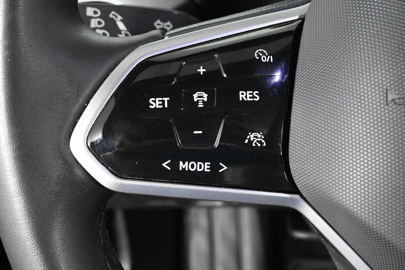 Certified 2024 Volkswagen ID.4 S RWD image 25
