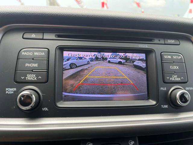 Used 2017 Kia Optima LX image 27