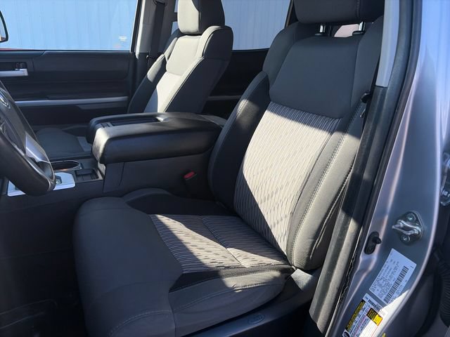 Used 2017 Toyota Tundra SR5 w/ TRD Off Road Package AWD/4WD image 39