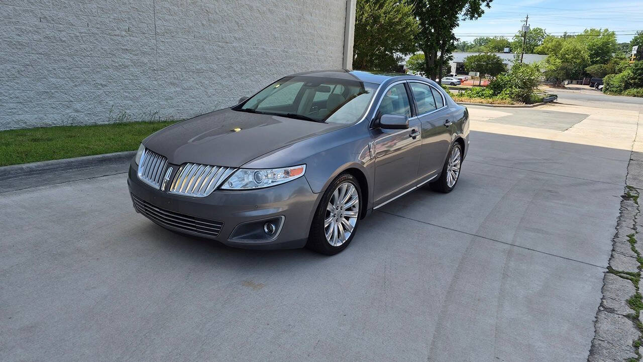 Used 2012 Lincoln MKS FWD image 3
