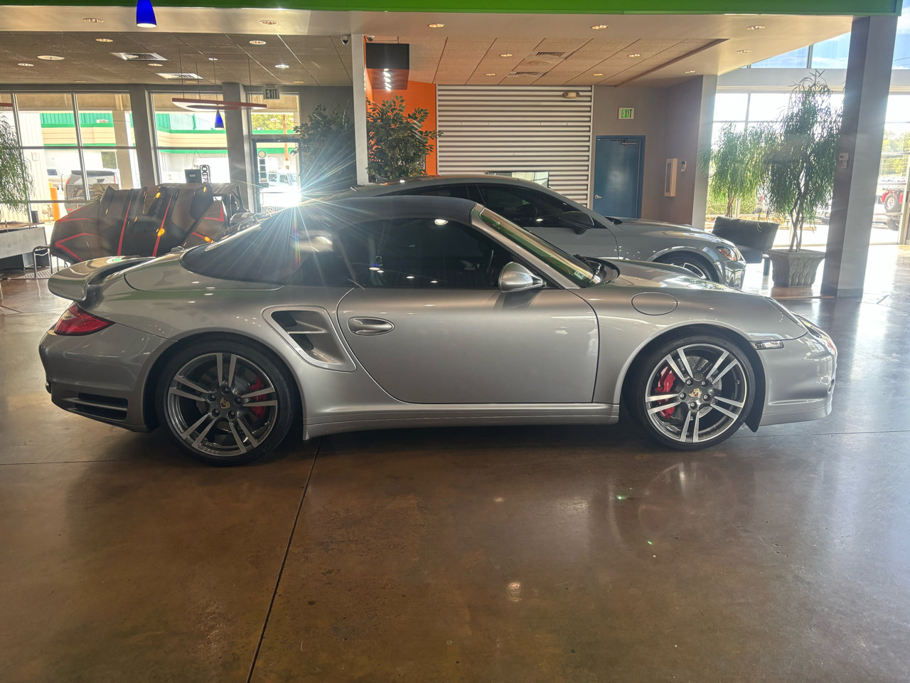 Used 2011 Porsche 911 Turbo image 44