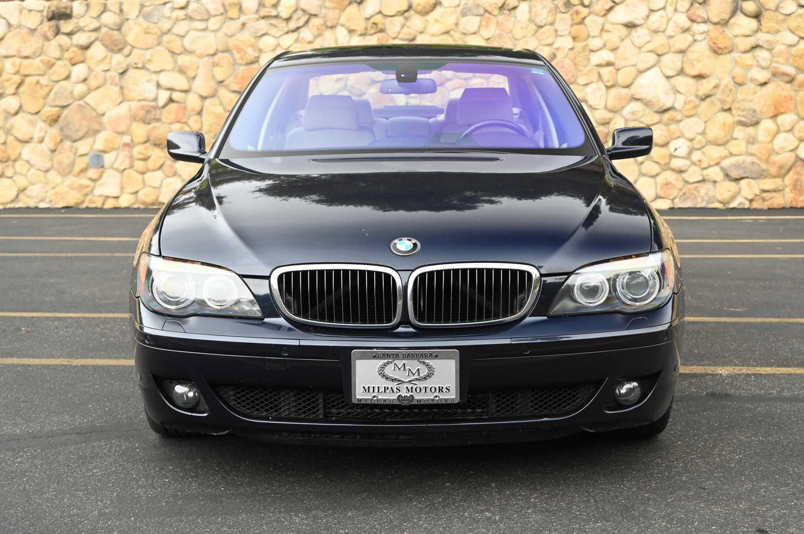 Used 2007 BMW 750i RWD image 2