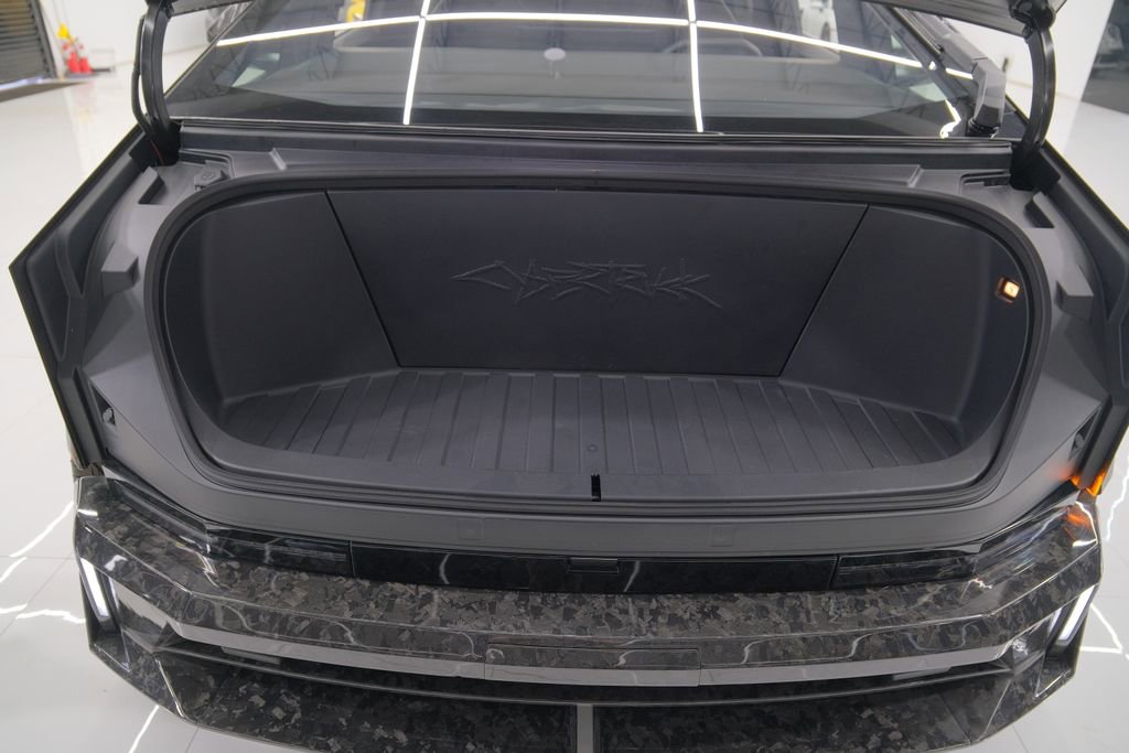 Used 2025 Tesla Cybertruck AWD Crew Cab image 69