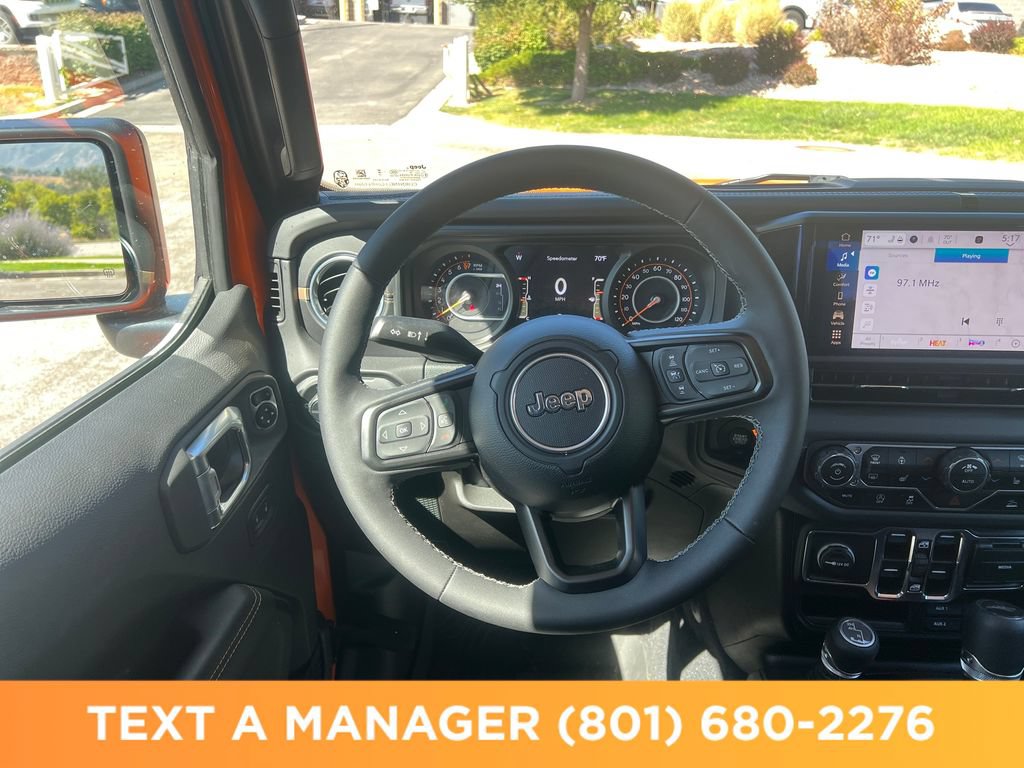 Used 2025 Jeep Gladiator Sport AWD/4WD image 16