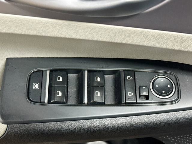 Used 2023 Kia Forte LXS image 17