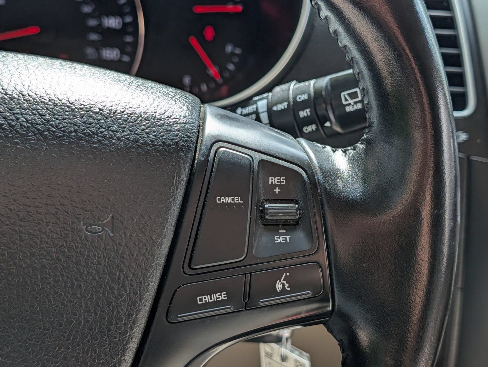 Used 2015 Kia Sorento LX FWD image 30