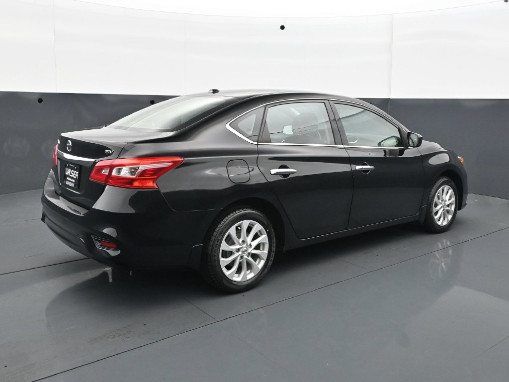 Used 2019 Nissan Sentra SV FWD image 7