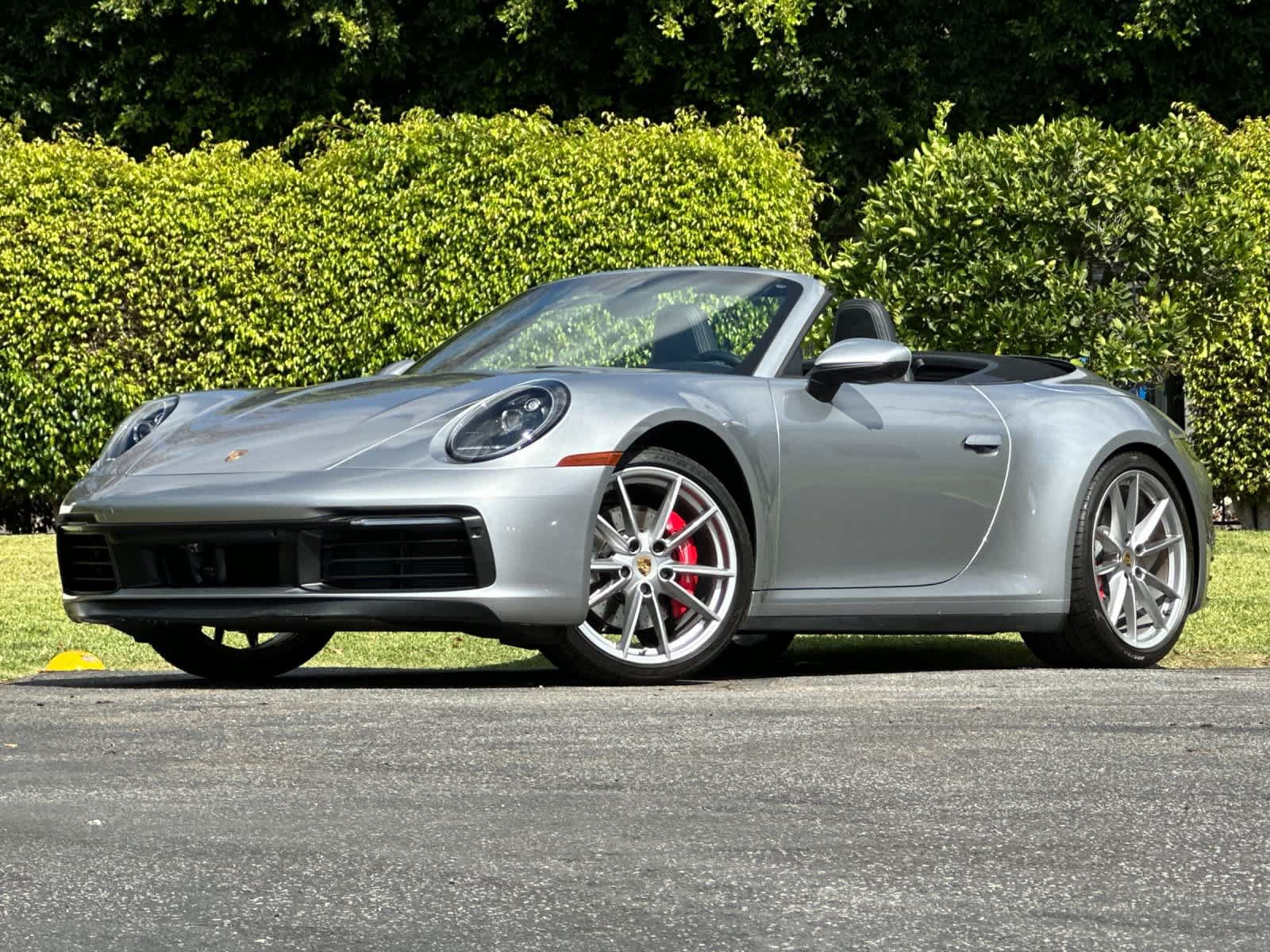 Certified 2020 Porsche 911 Carrera 4S AWD/4WD image 1