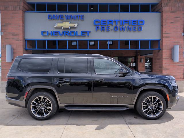 Used 2022 Jeep Wagoneer Series II w/ Premium Group I AWD/4WD image 10