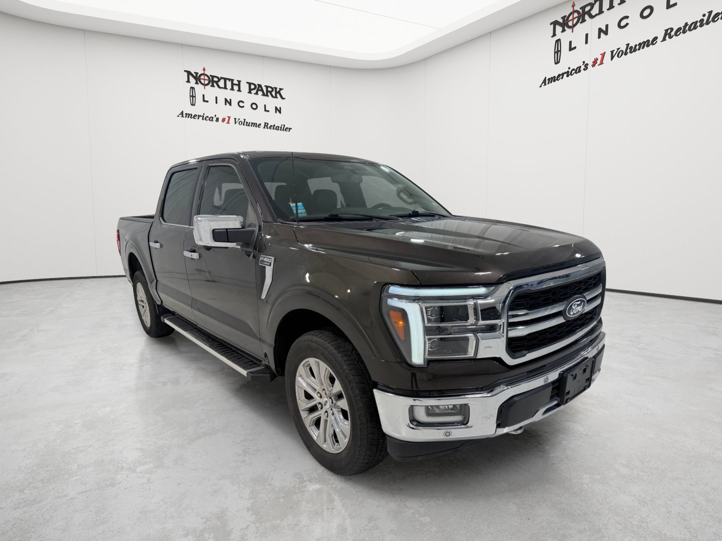 Used 2024 Ford F150 Lariat w/ Mobile Office Package AWD/4WD image 7