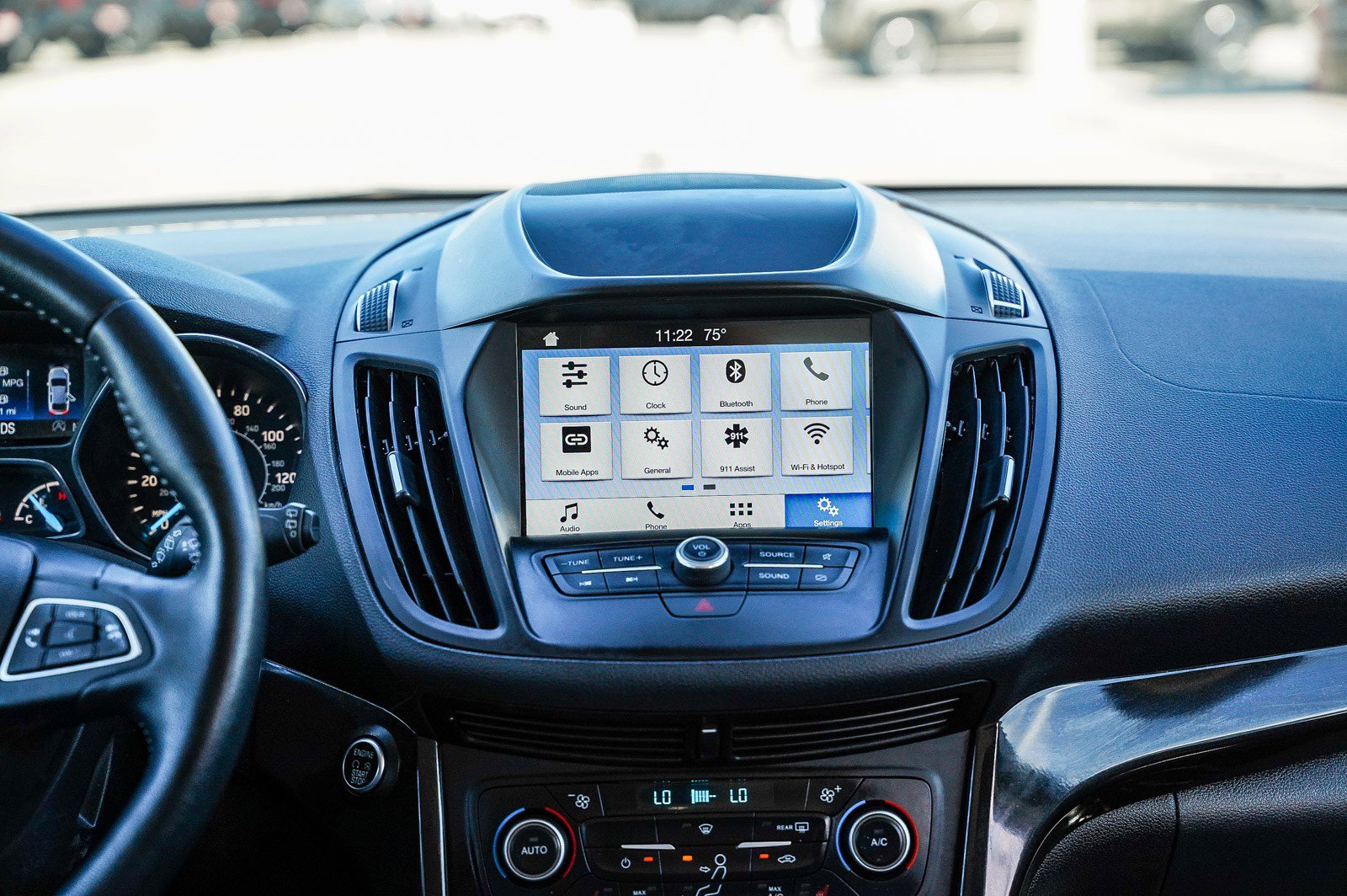 Used 2019 Ford Escape SE image 14