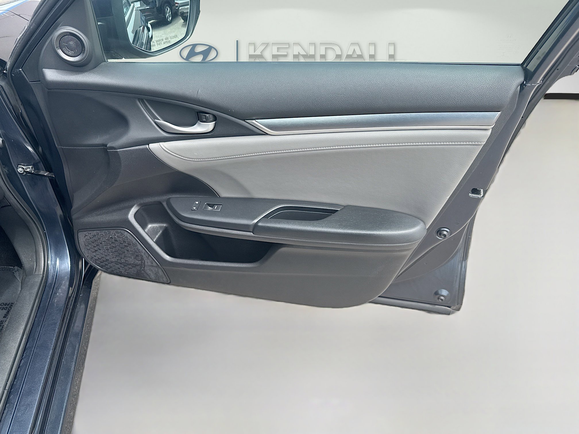 Used 2016 Honda Civic EX-L image 30