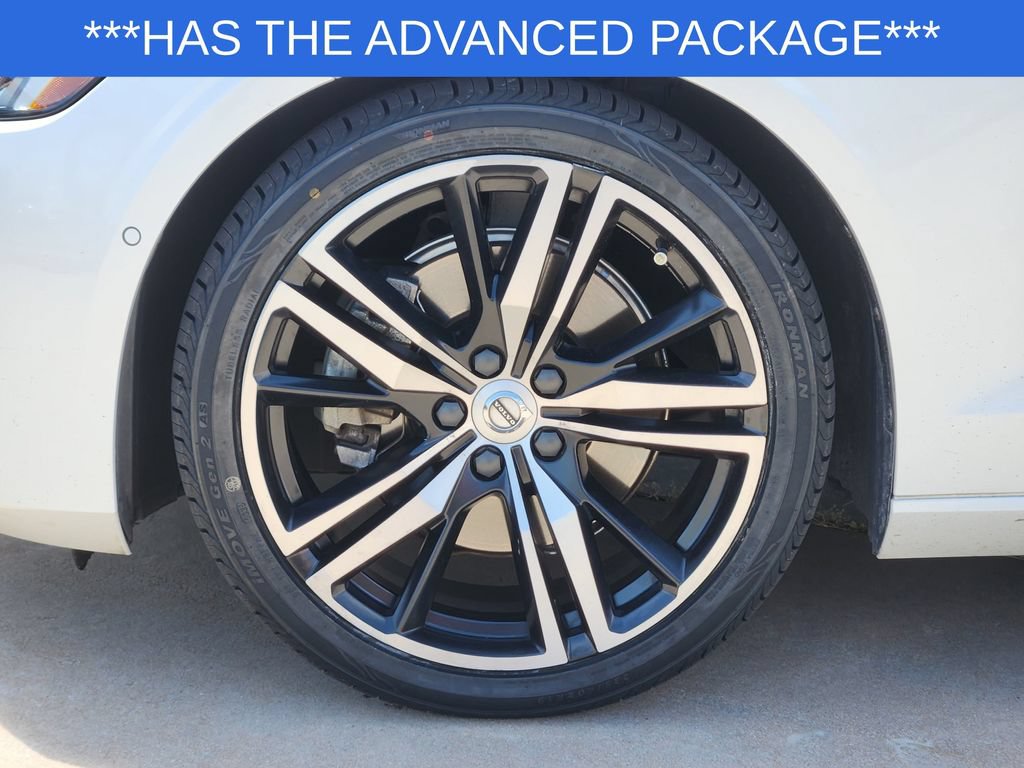 Used 2019 Volvo S60 T5 R-Design FWD image 11