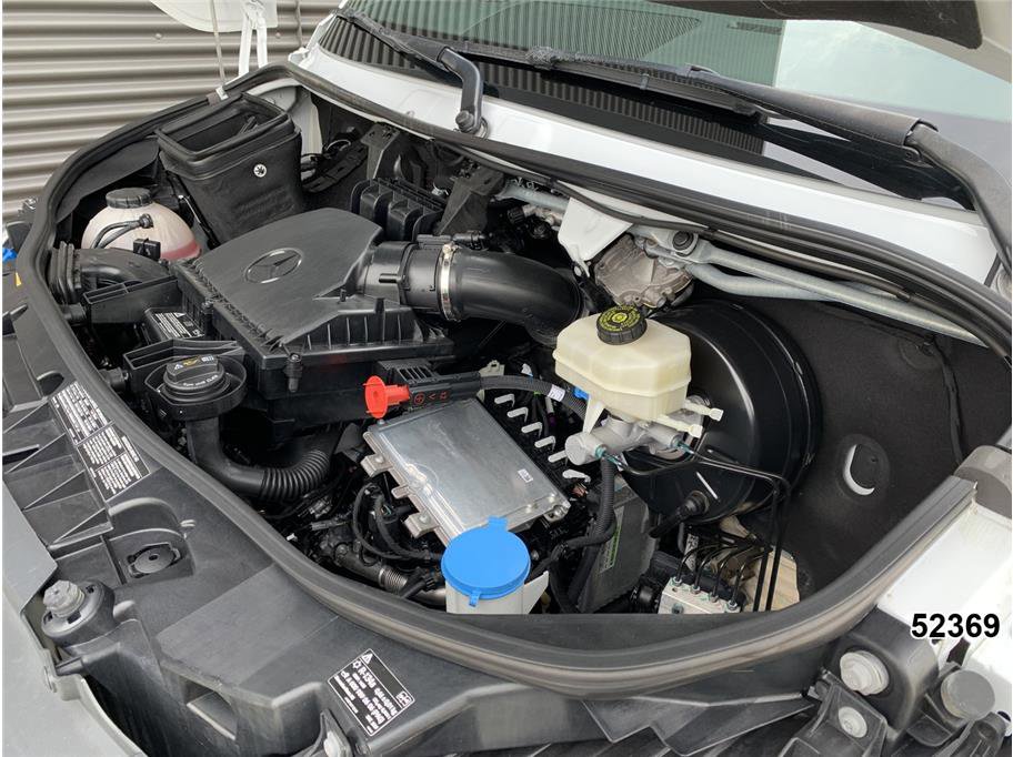 Used 2023 Mercedes-Benz Sprinter 2500 image 16