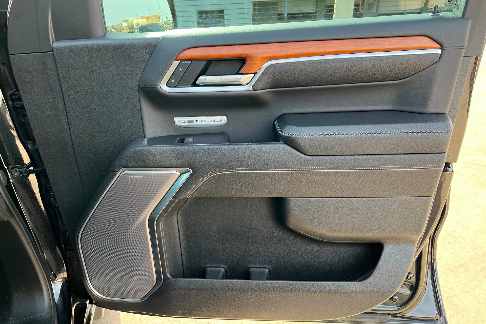 Used 2022 GMC Sierra 1500 Denali w/ Technology Package image 25