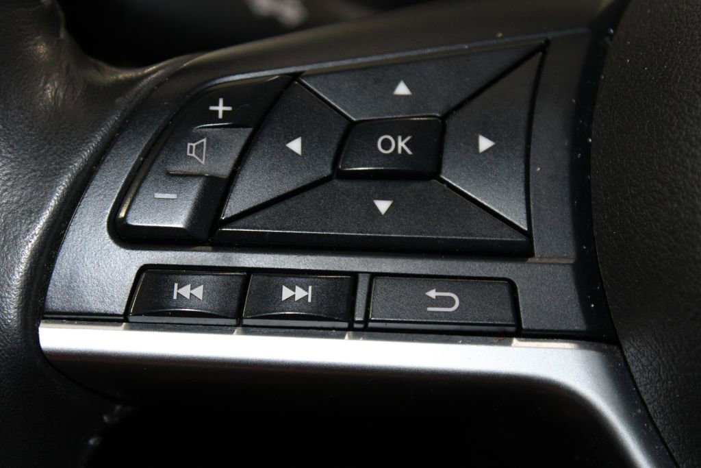 Used 2020 Nissan Sentra SV w/ Trunk Package FWD image 23