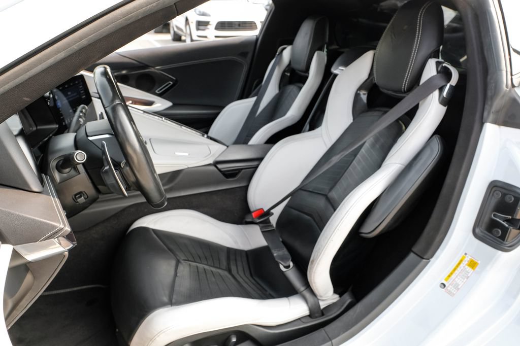 Used 2023 Chevrolet Corvette Stingray Preferred Cpe w/ Z51 Performance Package RWD image 29