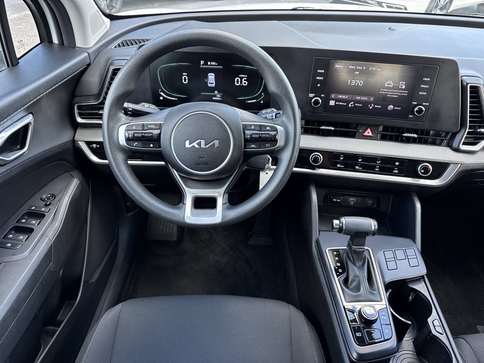 Used 2023 Kia Sportage LX FWD image 12