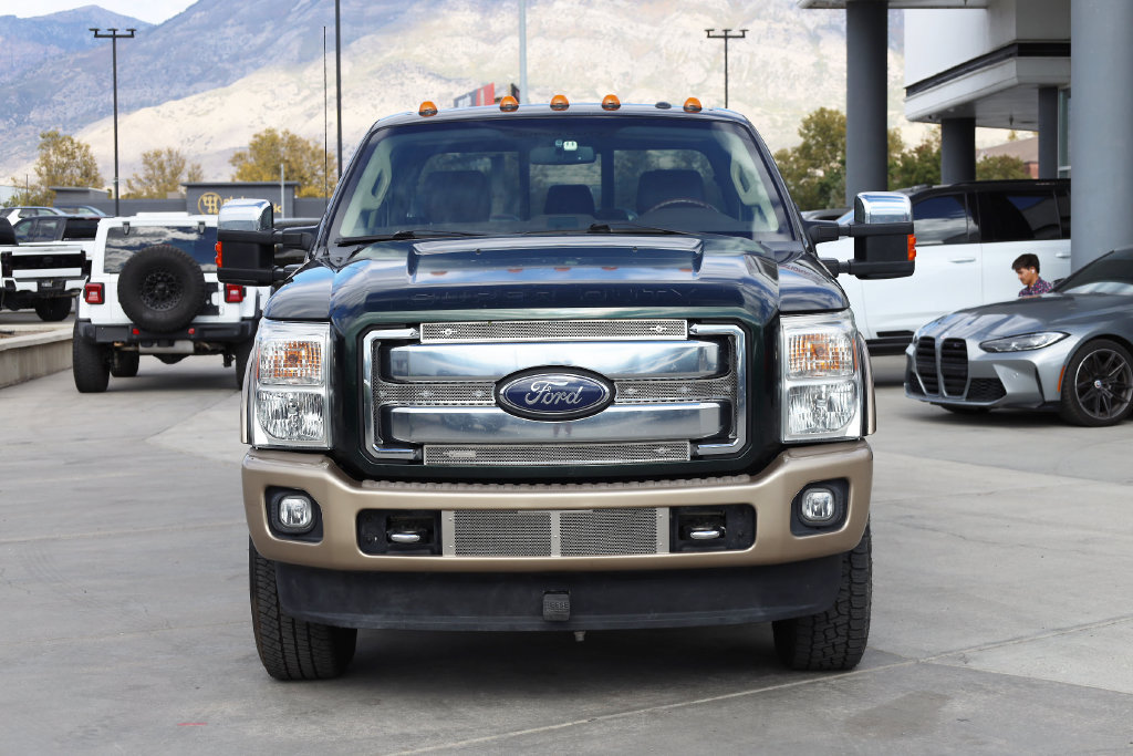Used 2014 Ford F350 King Ranch w/ King Ranch w/Chrome Package AWD/4WD image 9