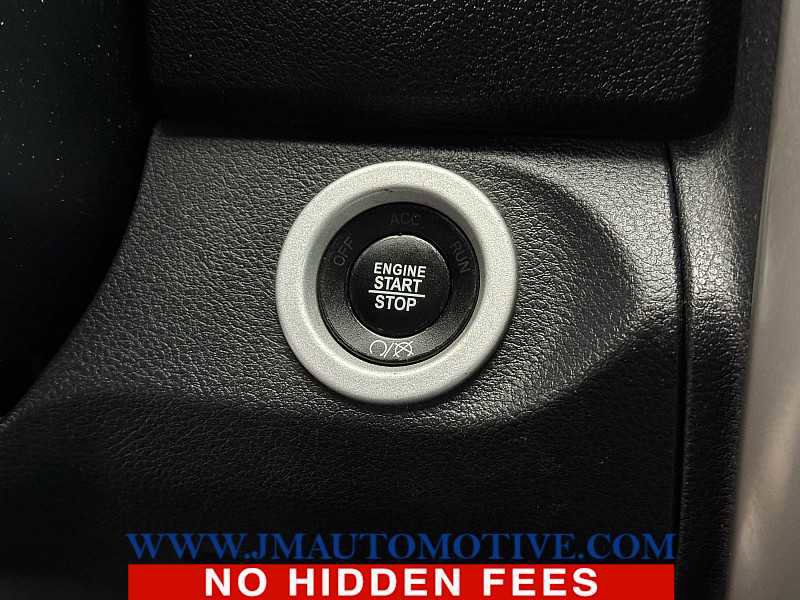 Used 2016 RAM 1500 Laramie w/ Convenience Group image 46