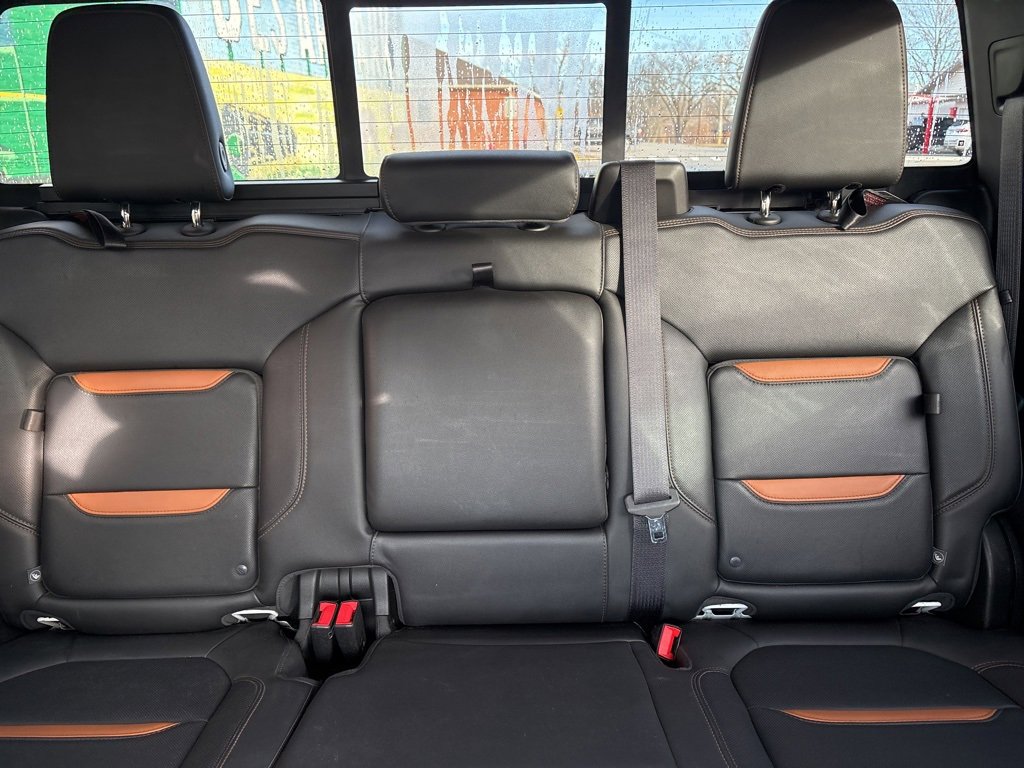 Used 2020 GMC Sierra 2500 AT4 w/ AT4 Premium Package image 19