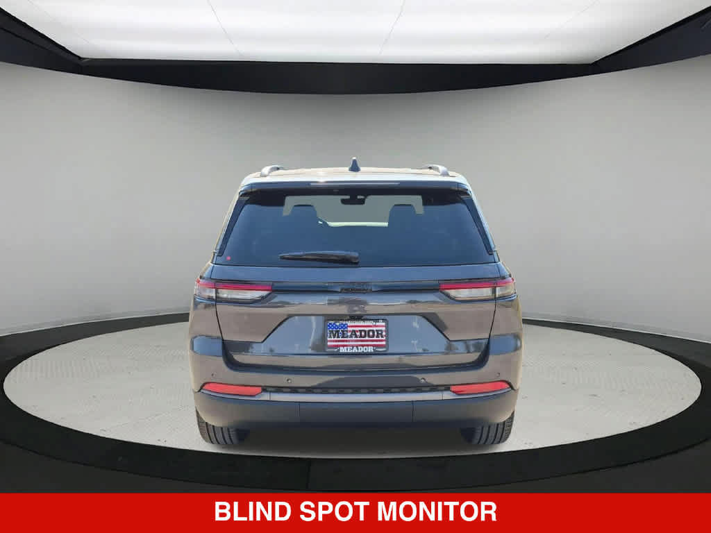 New 2026 Jeep Grand Cherokee Limited w/ Limited Altitude Package RWD image 5