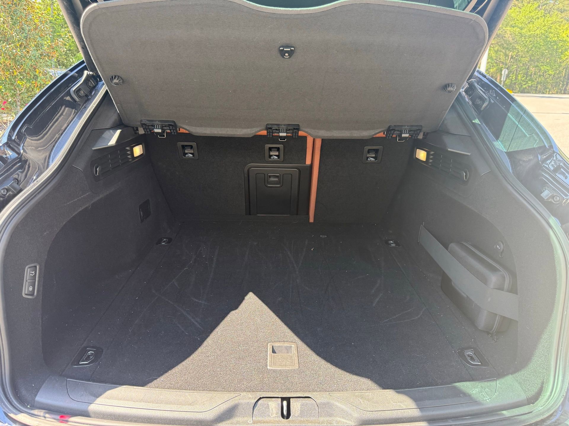 Certified 2023 Maserati Levante GT image 24