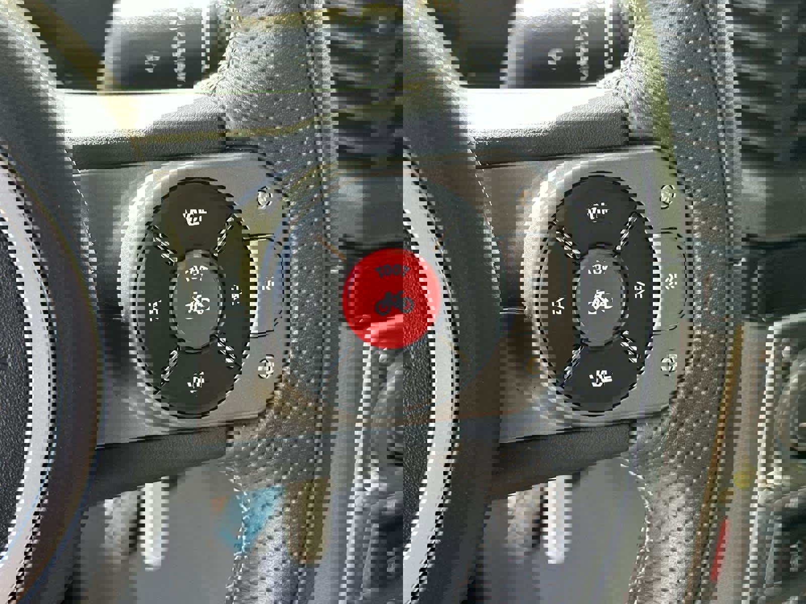 Used 2024 INEOS Grenadier image 24