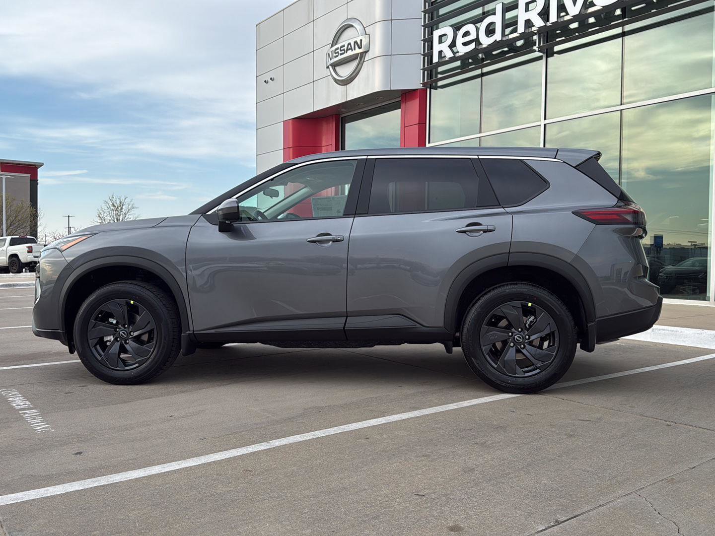 New 2026 Nissan Rogue SV w/ Cold Weather Package FWD image 34