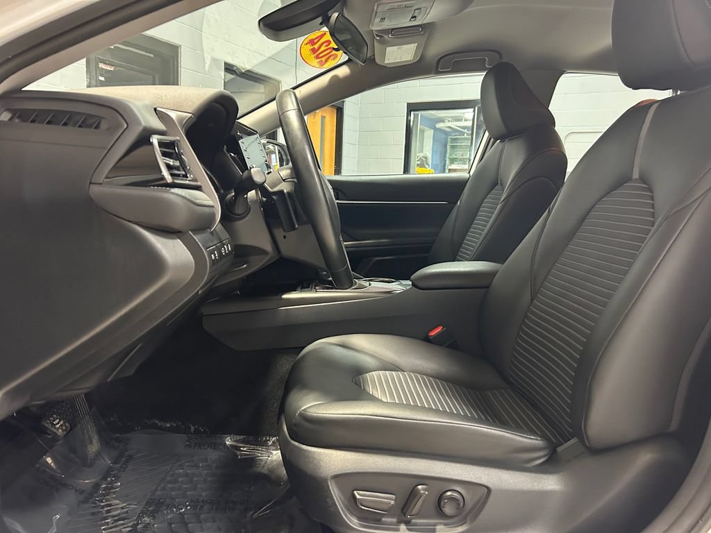 Used 2024 Toyota Camry SE FWD image 20