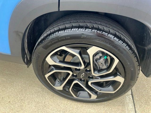 Used 2024 Chevrolet Trax RS w/ Driver Confidence Package FWD image 25