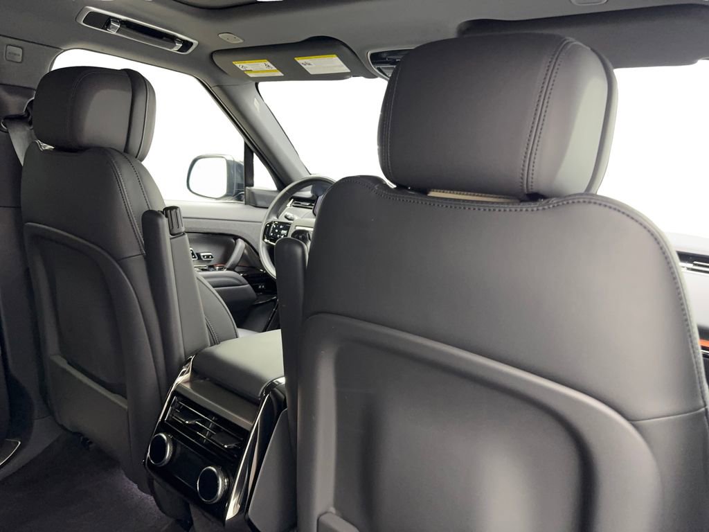 Used 2024 Land Rover Range Rover Sport Dynamic SE image 40