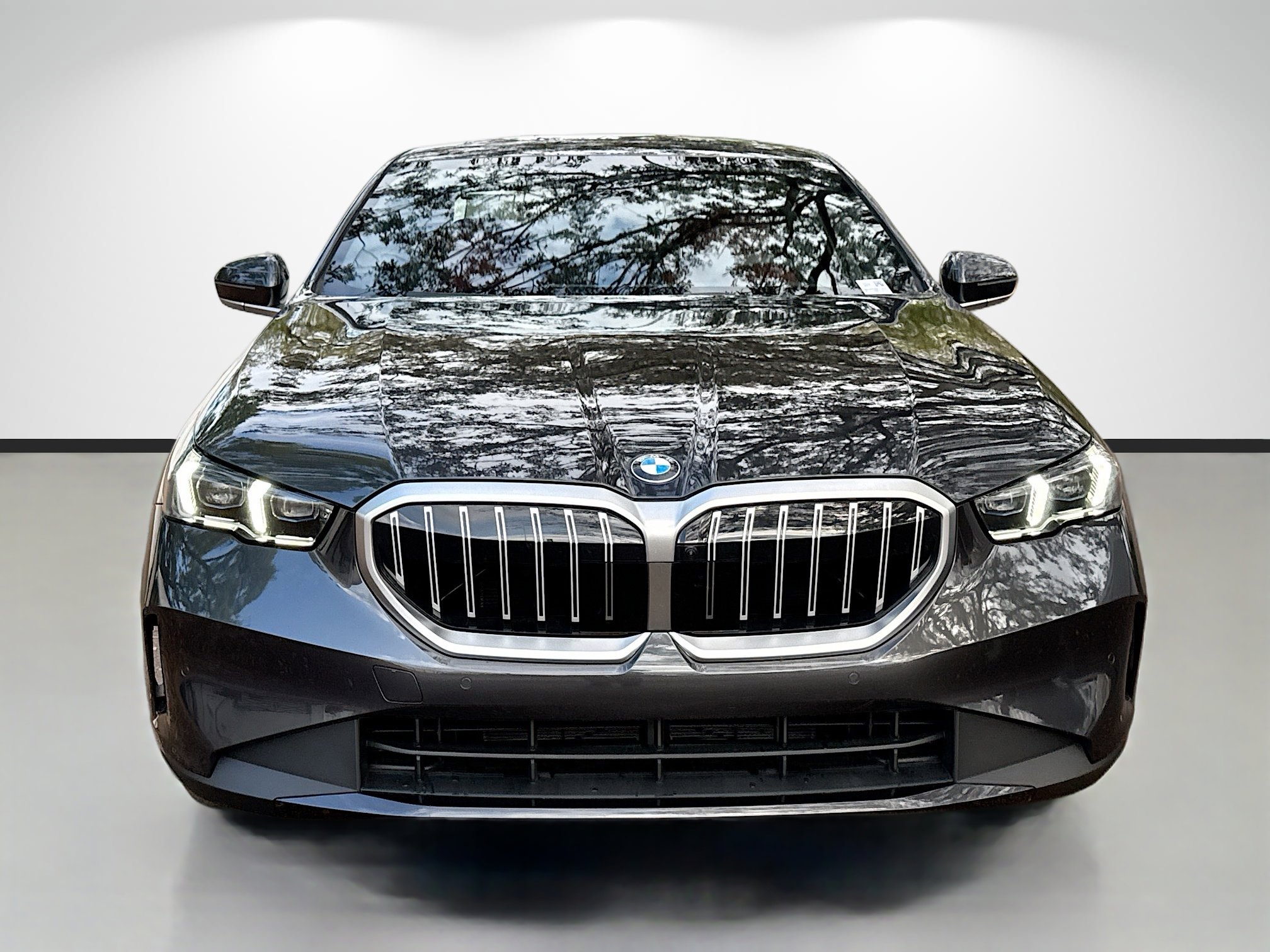 Used 2026 BMW 530i RWD image 8