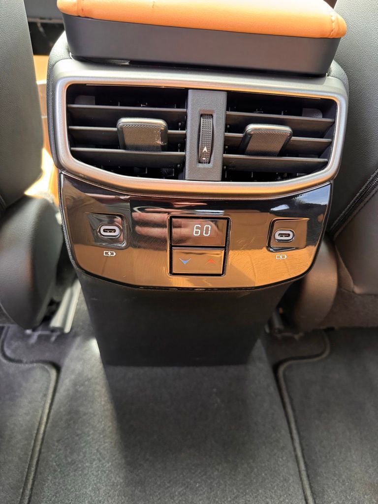 Used 2024 Lexus RX 350 Premium w/ Convenience Package image 17